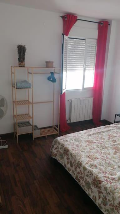 Views, Family & Private Parking In Alto Albayzin Apartment Granada Exterior foto