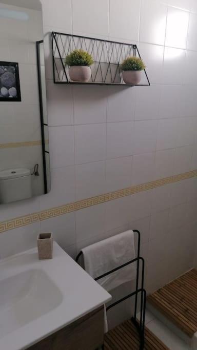 Views, Family & Private Parking In Alto Albayzin Apartment Granada Exterior foto